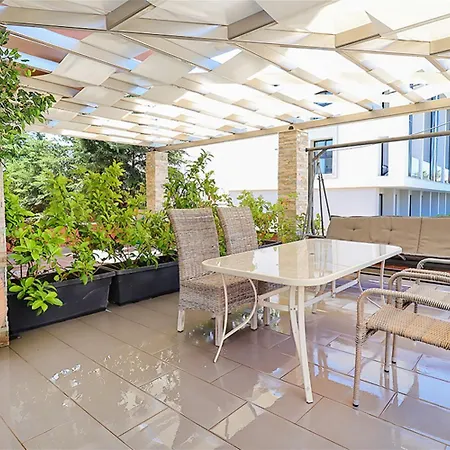 Er.zo Summer Hotel 3*