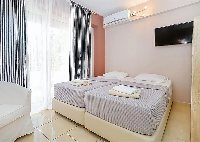 Er.zo Summer Studios