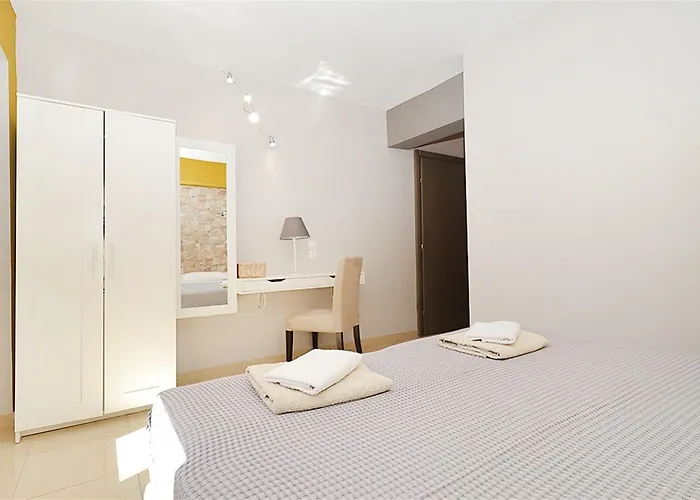 Er.zo Summer Studios 3* Kallithea (Chalkidiki)