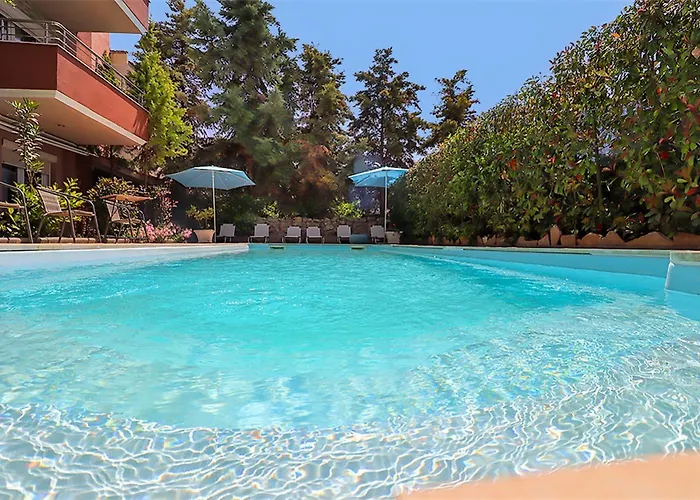 Hotel Er.zo Summer Studios 3*