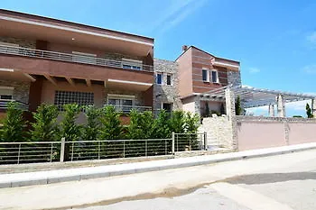 Er.zo Summer Studios 3* Kallithea (Chalkidiki)