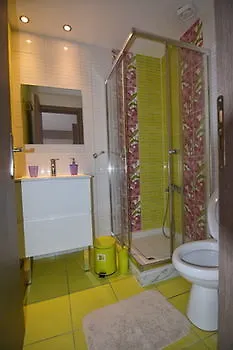 Hotel Er.zo Summer Studios 3*