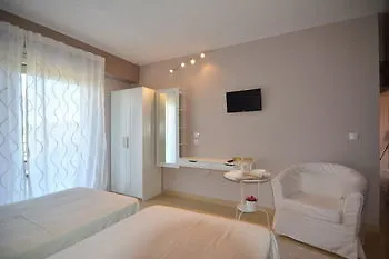 Hotel Er.zo Summer Studios