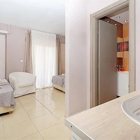 Er.zo Summer Studios Aparthotel Kallithea (Chalkidiki)