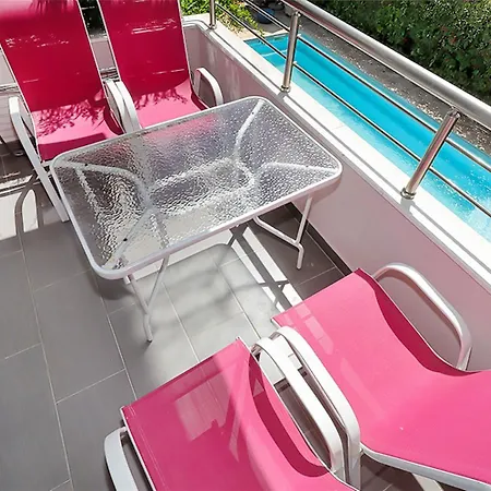 Er.zo Summer Studios 3* Kallithea (Chalkidiki)