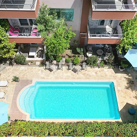 Er.zo Summer Studios 3* Kallithea (Chalkidiki)