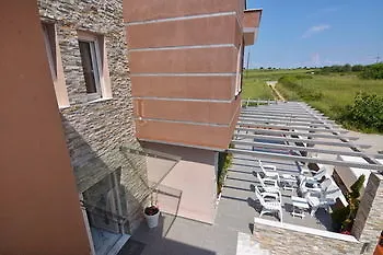 Hotel Er.zo Summer 3*